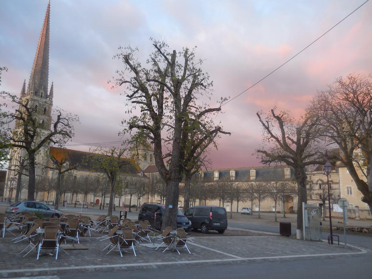 Hotel De L'Abbaye Saint-Savin  Εξωτερικό φωτογραφία